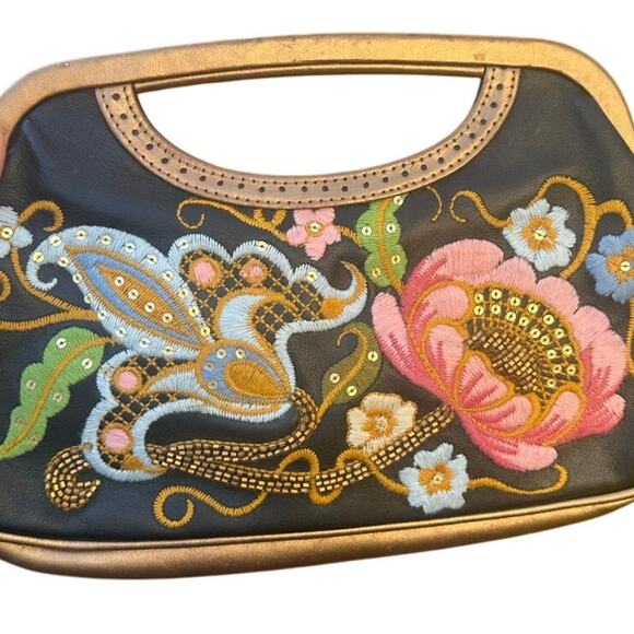 Isabella Fiore Y2K Leather Beaded Purse - Picture 6 of 6